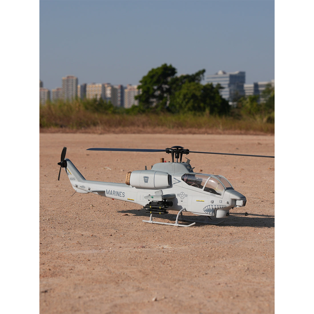 WOLFBUSH&ROBAN AH-1W 470-Class 2.4G 6CH Dual-Rotor RC Military Helicopter Model with GPS Positioning, Synchronized Turret & Left/Right-Hand Control (RTF Version/Grey)